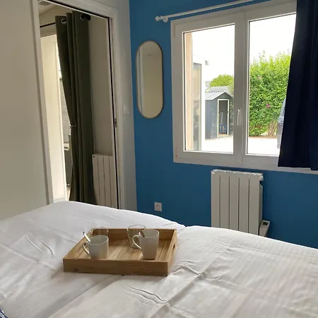Le Petit Verre Poli *